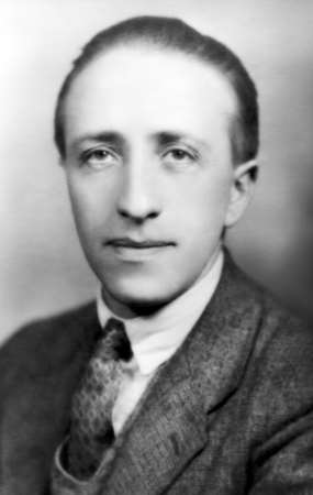 AUTHOR_lewis-grassic-gibbon